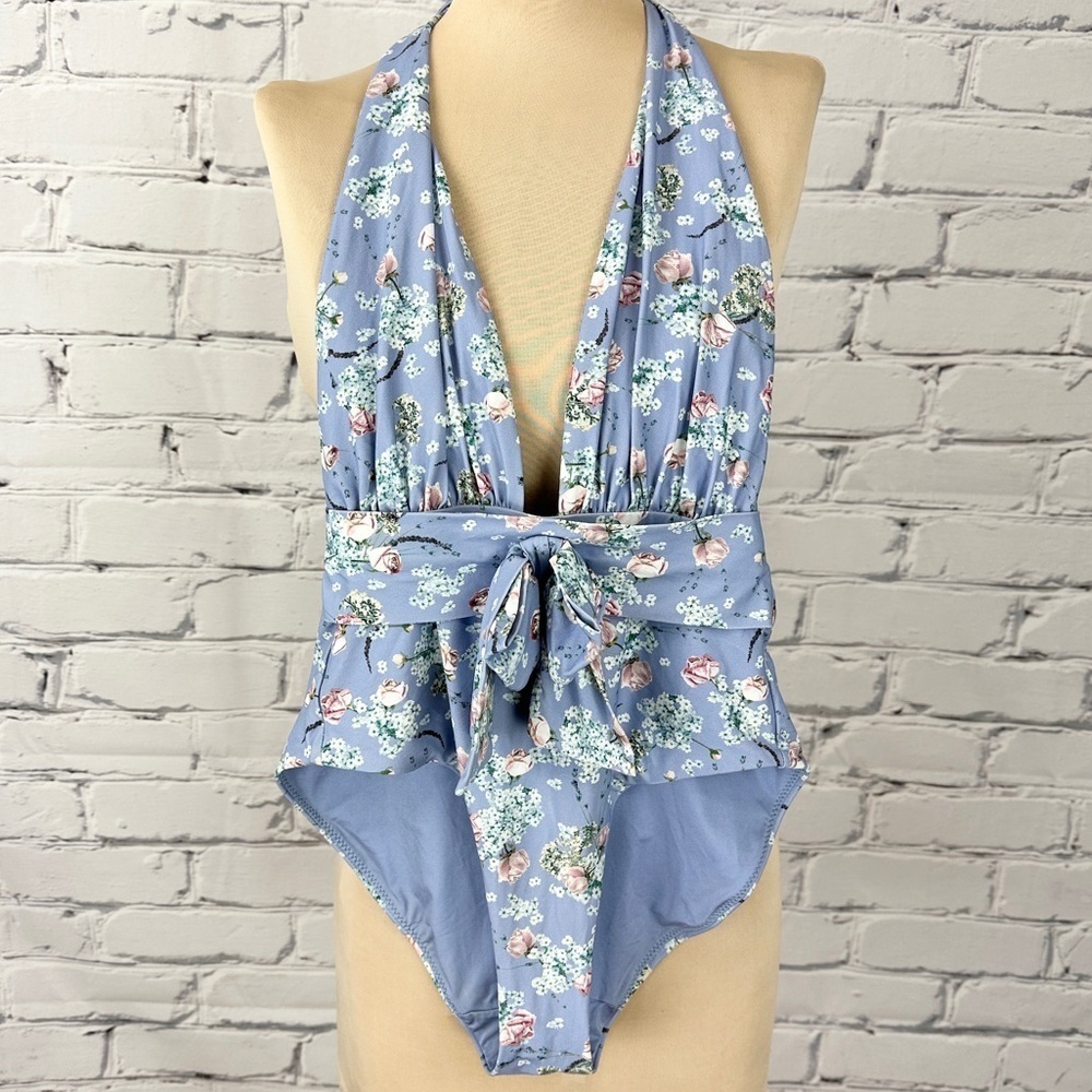 We Wore What Brooklyn One Piece Swimsuit Bow Halter Neck XS lavender Floral - Picture 2 of 12